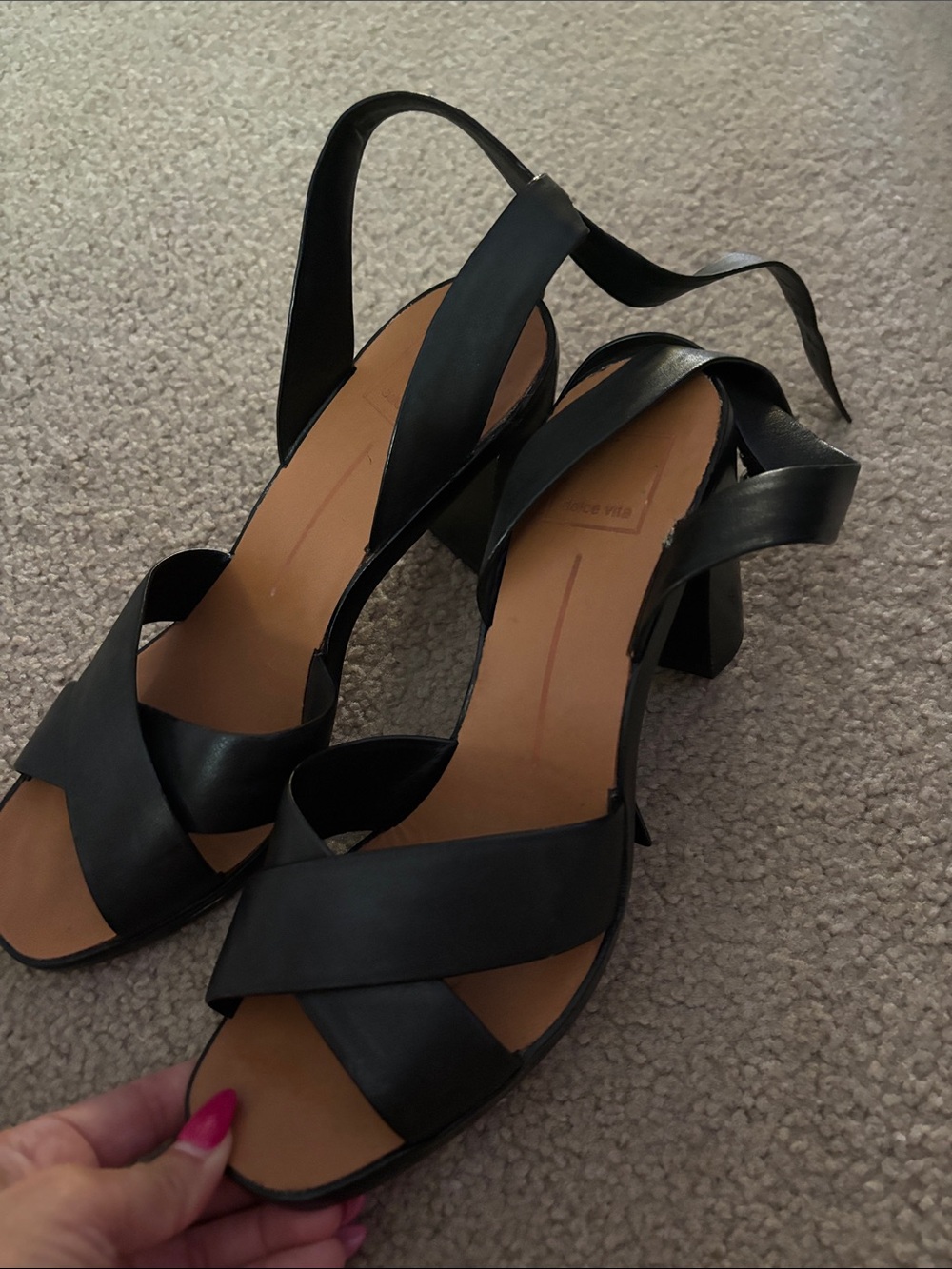 Dolce Vita Black Cross-Strap Block Heel Sandals - Women size 8